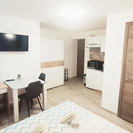 Close To Sandy Appartement Split