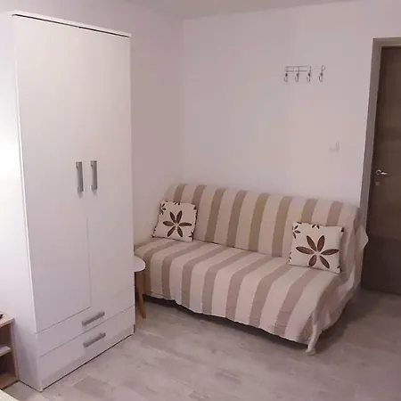 Close To Sandy Split